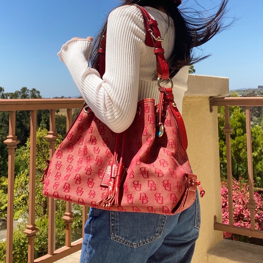 ⚠️ ON HOLD ⚠️ Red Dooney & Burke handbag